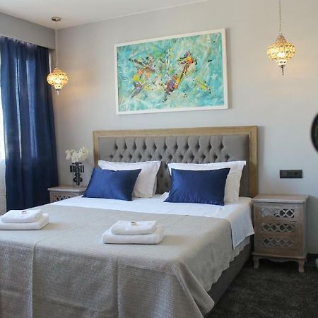 Luxury Split Apartment With View Eksteriør billede